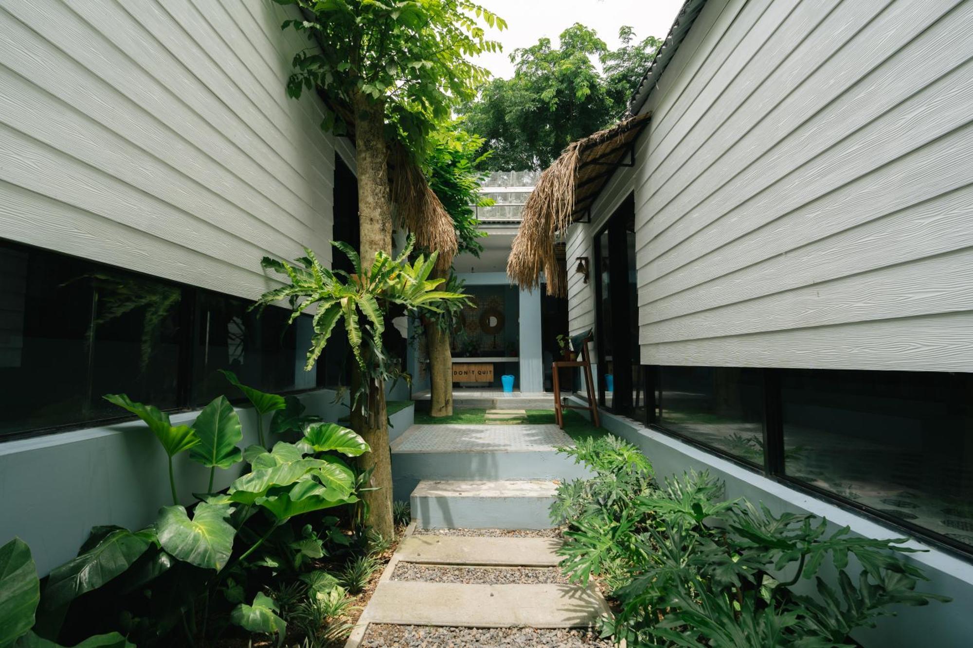 The Jungle Hostel Canggu Ngoại thất bức ảnh