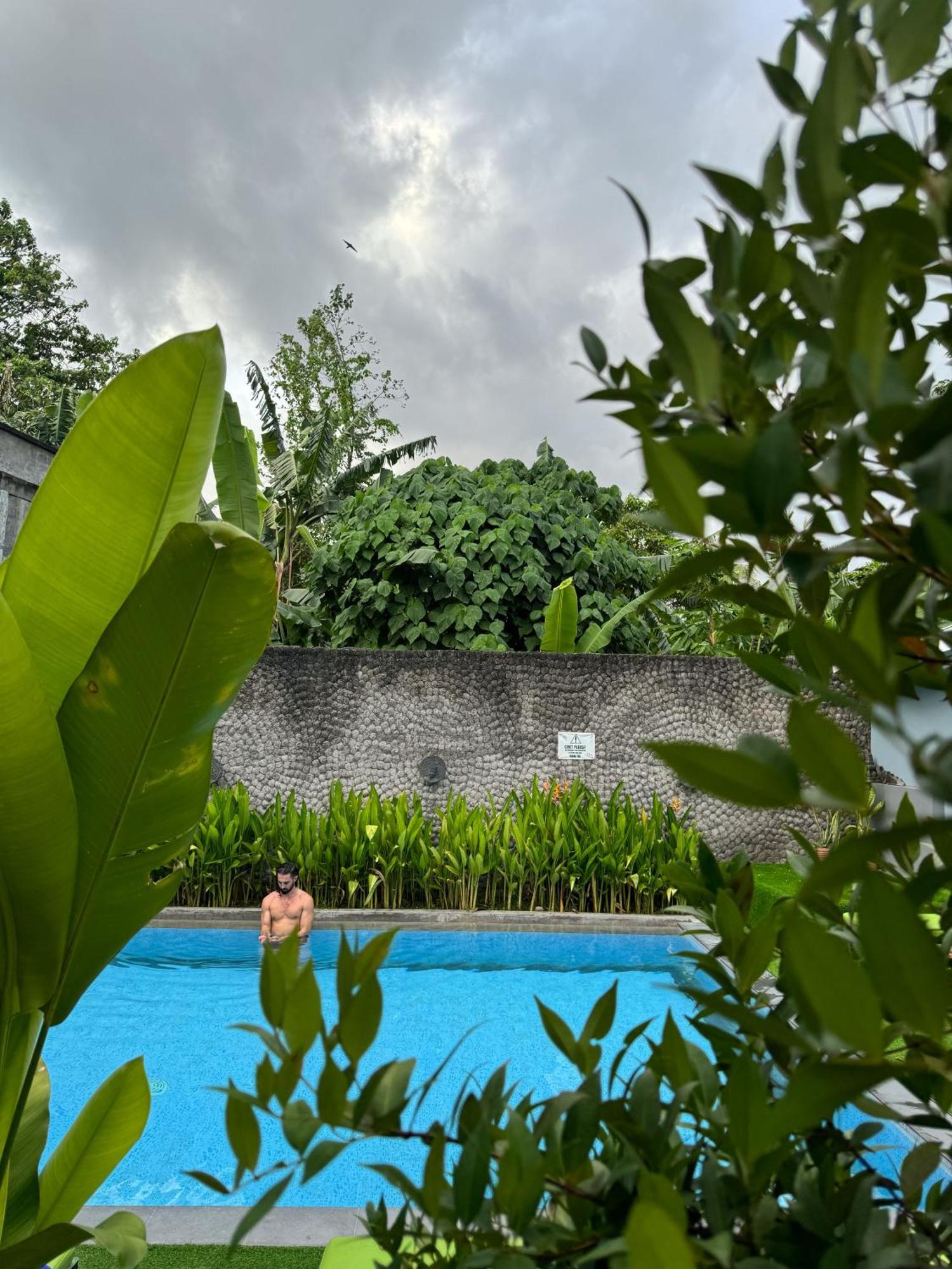 The Jungle Hostel Canggu Ngoại thất bức ảnh