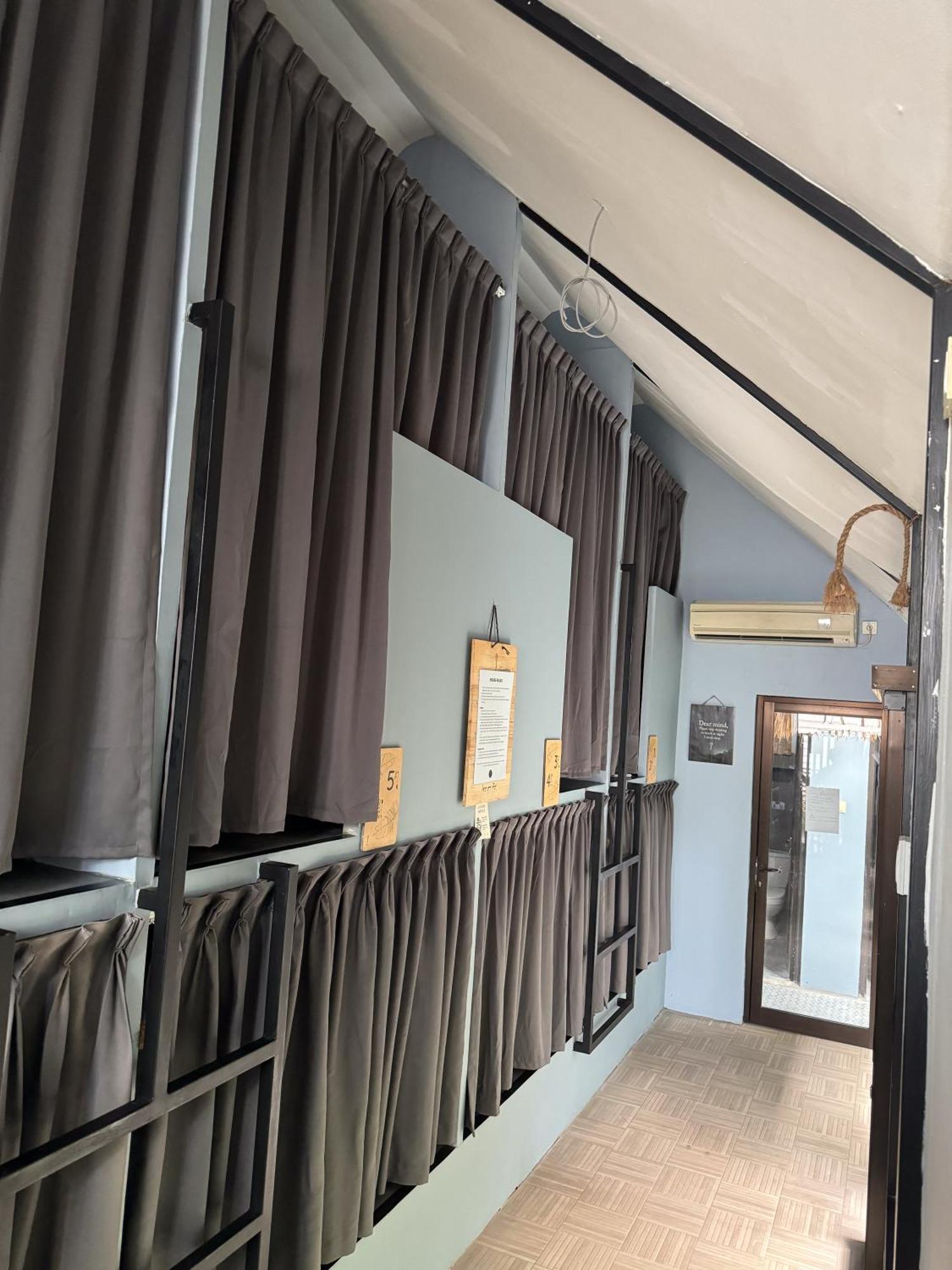 The Jungle Hostel Canggu Ngoại thất bức ảnh